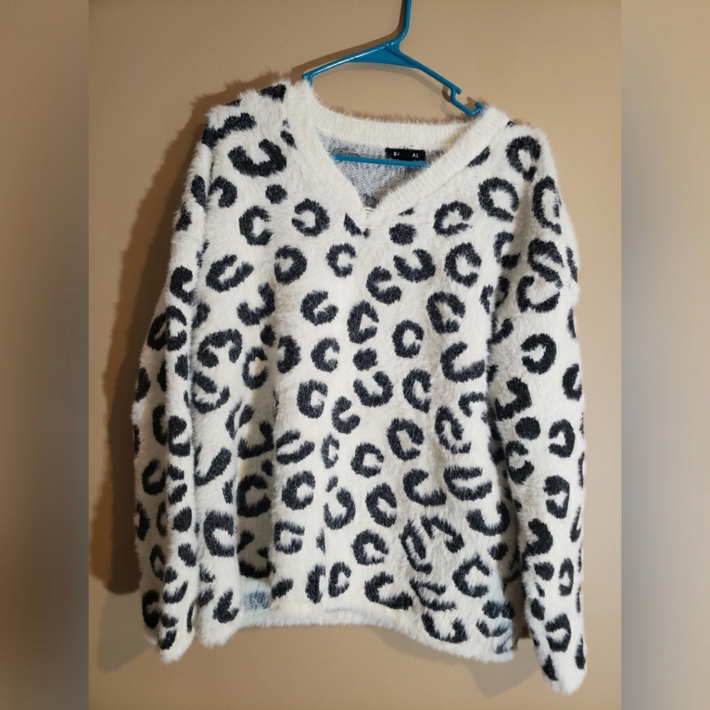 CLOSET CLOSING!! Leopard Print Sweater